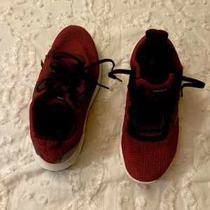 Dark red adidas Duramo 9 running shoes